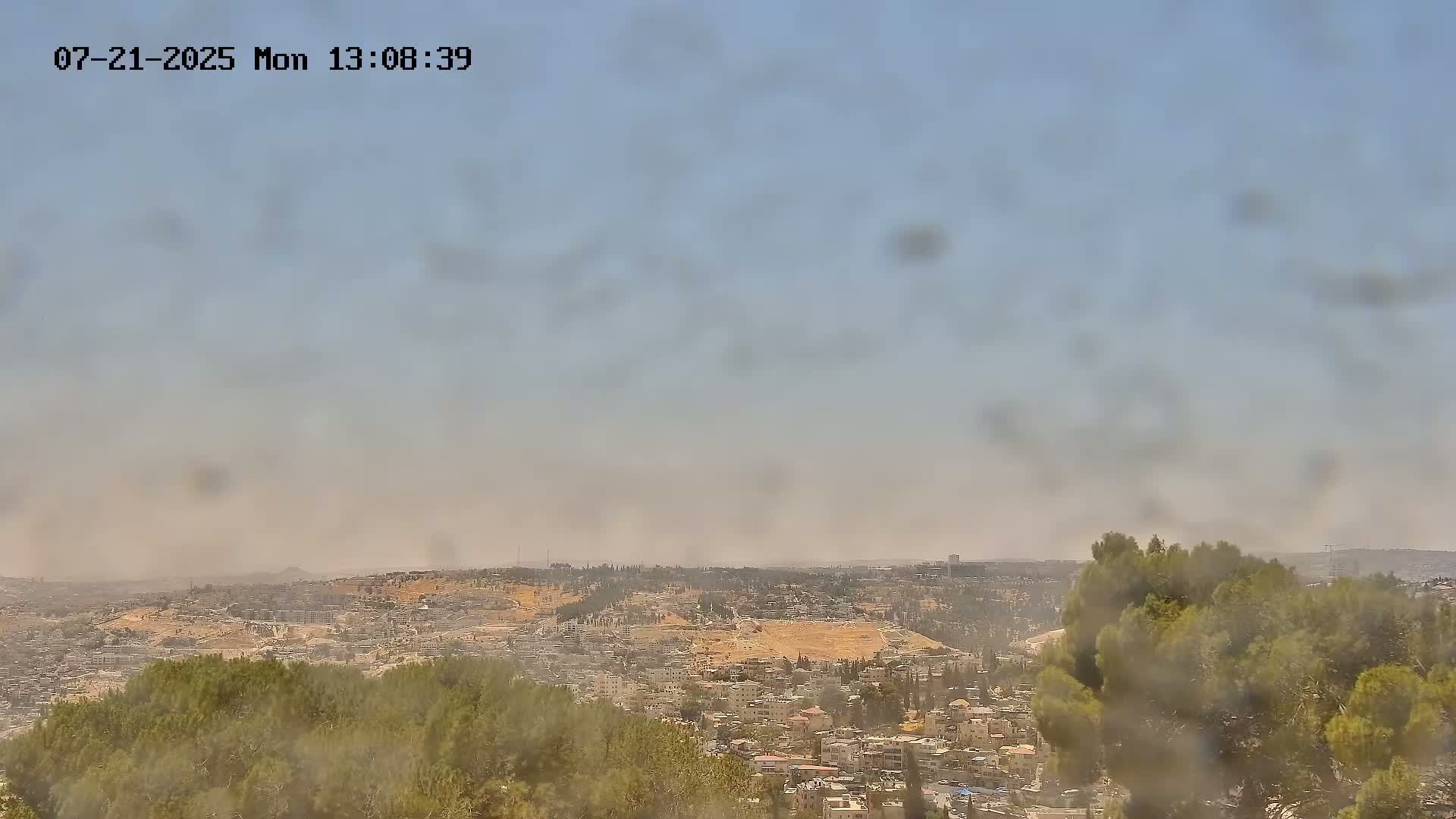East Quds (Abu Dis/Jabel Mukaber/AlSawahira-AlGharbiyya/Sawahera al-Sharqiya/Jub al-Rum Towns View Towards Midbar Yehuda (Judean Desert) Live Cam - Jabal Batin Elhawa, East Quds, Palestine 