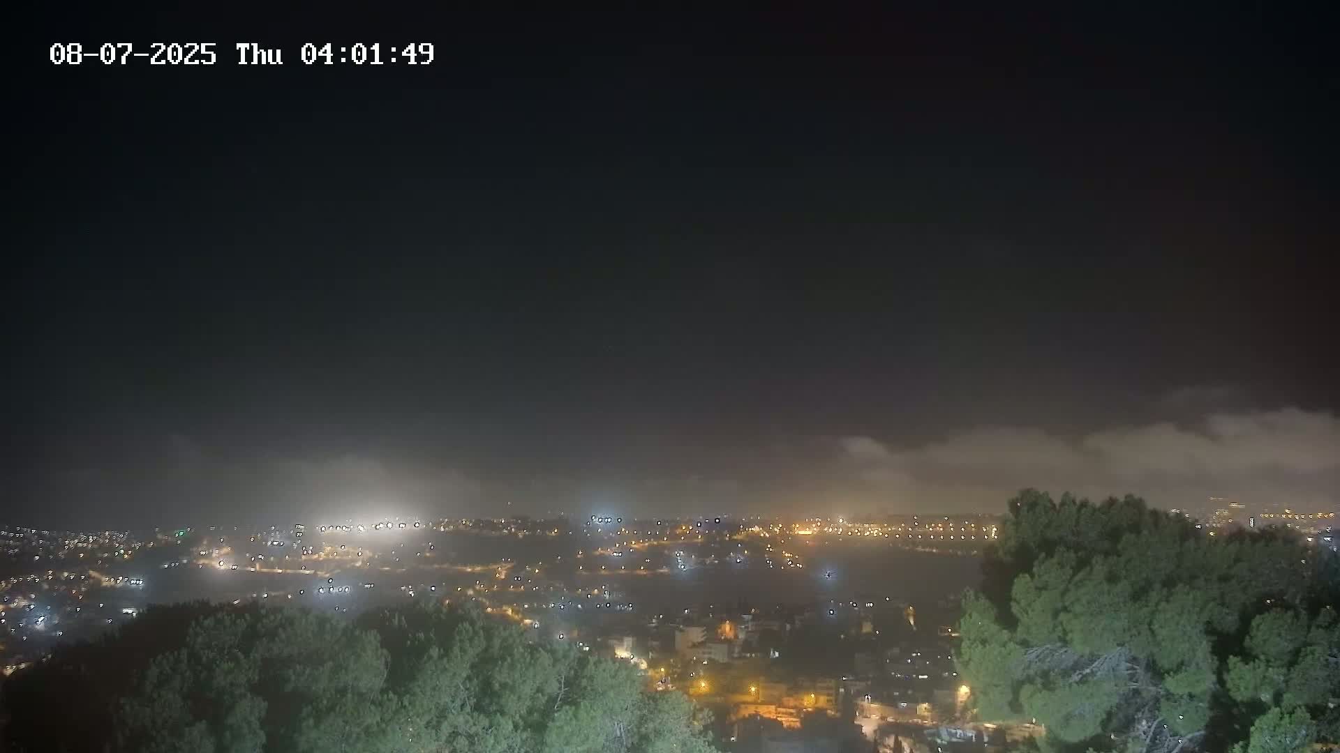 East Quds (Abu Dis/Jabel Mukaber/AlSawahira-AlGharbiyya/Sawahera al-Sharqiya/Jub al-Rum Towns View Towards Midbar Yehuda (Judean Desert) Live Cam - Jabal Batin Elhawa, East Quds, Palestine 
