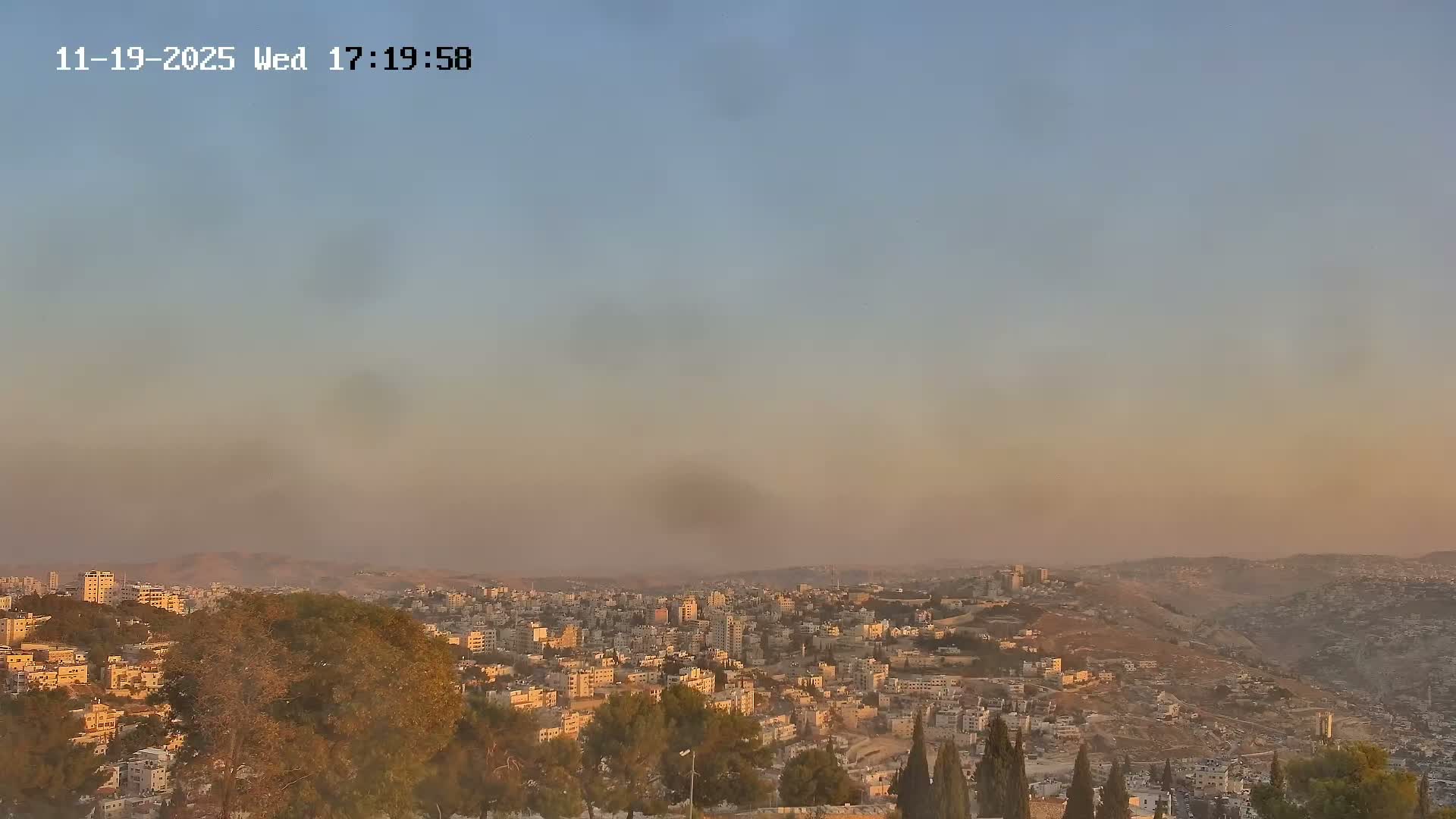 East Quds (Abu Dis/Jabel Mukaber/AlSawahira-AlGharbiyya/Sawahera al-Sharqiya/Jub al-Rum Towns View Towards Midbar Yehuda (Judean Desert) Live Cam - Jabal Batin Elhawa, East Quds, Palestine 