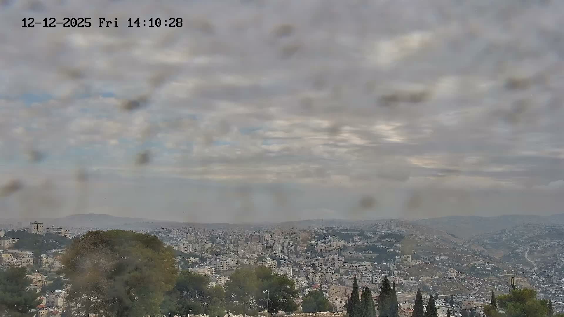 East Quds (Abu Dis/Jabel Mukaber/AlSawahira-AlGharbiyya/Sawahera al-Sharqiya/Jub al-Rum Towns View Towards Midbar Yehuda (Judean Desert) Live Cam - Jabal Batin Elhawa, East Quds, Palestine 