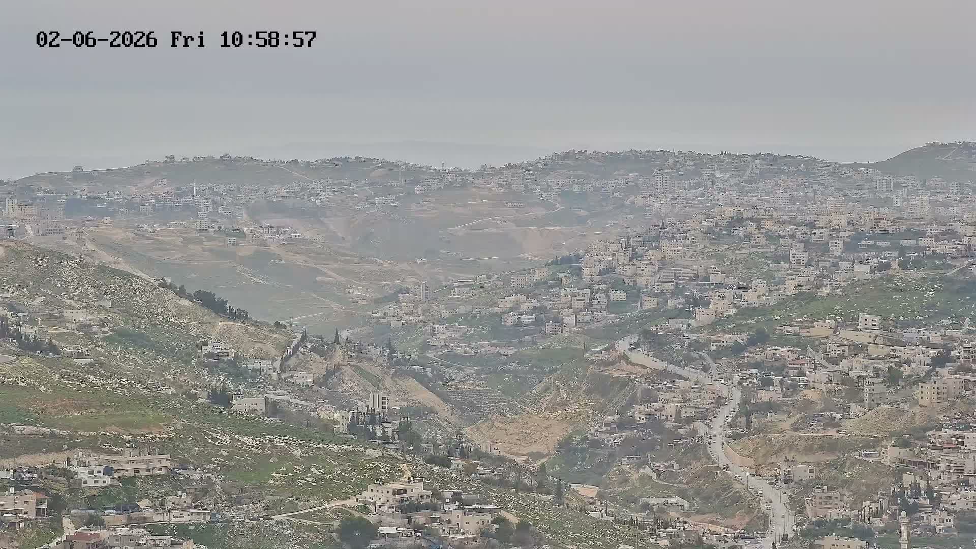 East Quds (Abu Dis/Jabel Mukaber/AlSawahira-AlGharbiyya/Sawahera al-Sharqiya/Jub al-Rum Towns View Towards Midbar Yehuda (Judean Desert) Live Cam - Jabal Batin Elhawa, East Quds, Palestine 