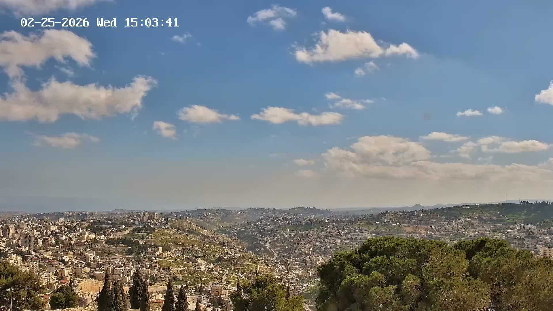 East Quds (Abu Dis/Jabel Mukaber/AlSawahira-AlGharbiyya/Sawahera al-Sharqiya/Jub al-Rum Towns View Towards Midbar Yehuda (Judean Desert) Live Cam - Jabal Batin Elhawa, East Quds, Palestine 