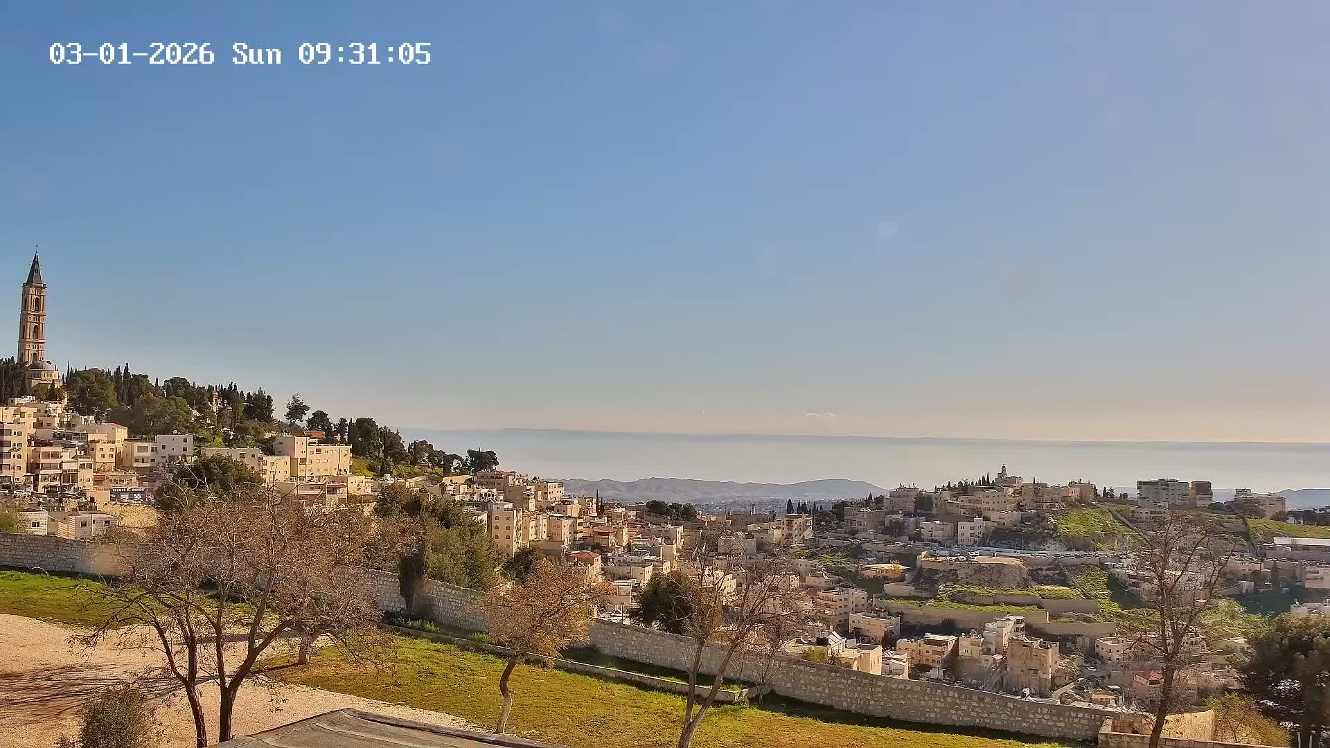 East Quds (Abu Dis/Jabel Mukaber/AlSawahira-AlGharbiyya/Sawahera al-Sharqiya/Jub al-Rum Towns View Towards Midbar Yehuda (Judean Desert) Live Cam - Jabal Batin Elhawa, East Quds, Palestine 