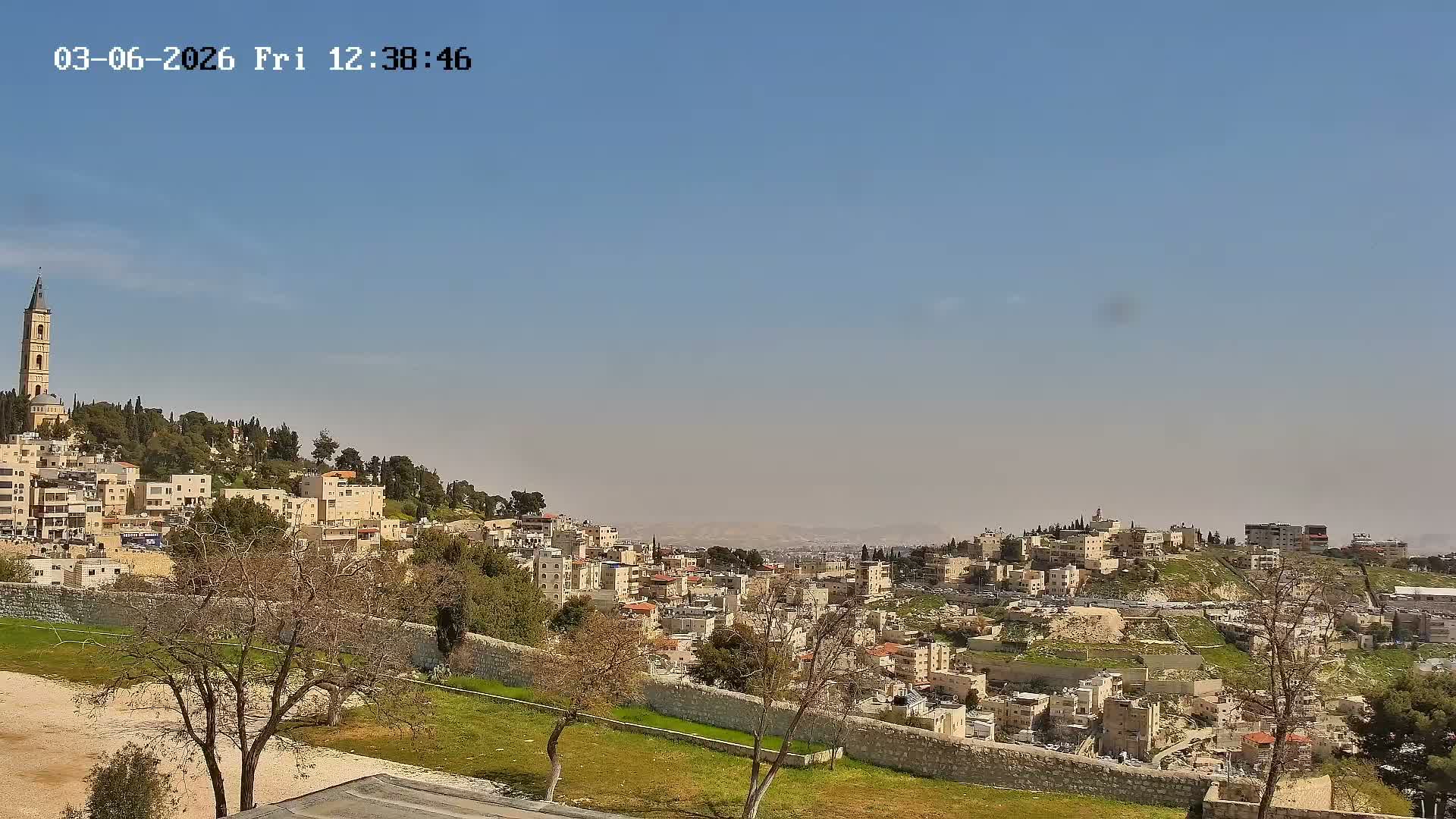 East Quds (Abu Dis/Jabel Mukaber/AlSawahira-AlGharbiyya/Sawahera al-Sharqiya/Jub al-Rum Towns View Towards Midbar Yehuda (Judean Desert) Live Cam - Jabal Batin Elhawa, East Quds, Palestine 