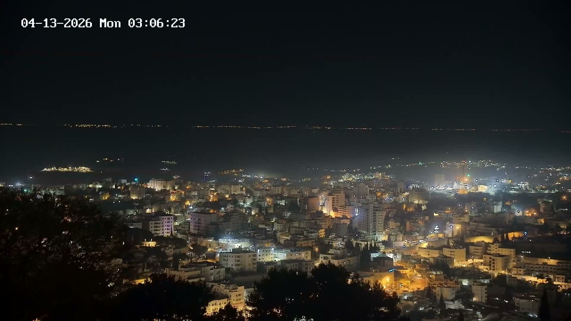 East Quds (Abu Dis/Jabel Mukaber/AlSawahira-AlGharbiyya/Sawahera al-Sharqiya/Jub al-Rum Towns View Towards Midbar Yehuda (Judean Desert) Live Cam - Jabal Batin Elhawa, East Quds, Palestine 