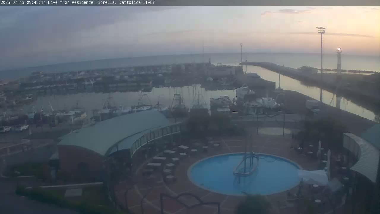 Cattolica Piazza del Porto Square & Yatch Club Marina of Cattolica Live Cam - Rimini, Emilia-Romagna, Italy 