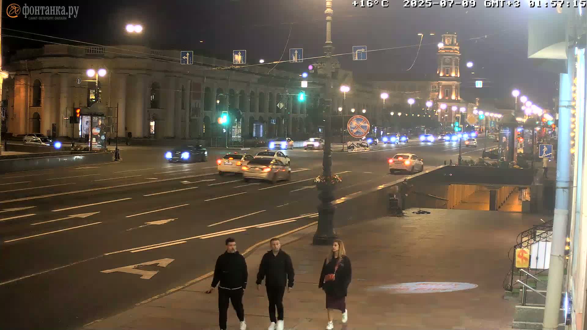 St. Petersburg, Nevskiy Avenue Live Cam - Dvortsovy, Tsentralny, Saint Petersburg, Northwestern (Severo-Zapadnyy), Russia