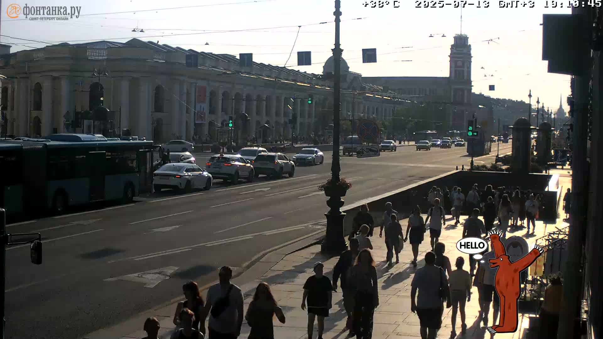 St. Petersburg, Nevskiy Avenue Live Cam - Dvortsovy, Tsentralny, Saint Petersburg, Northwestern (Severo-Zapadnyy), Russia