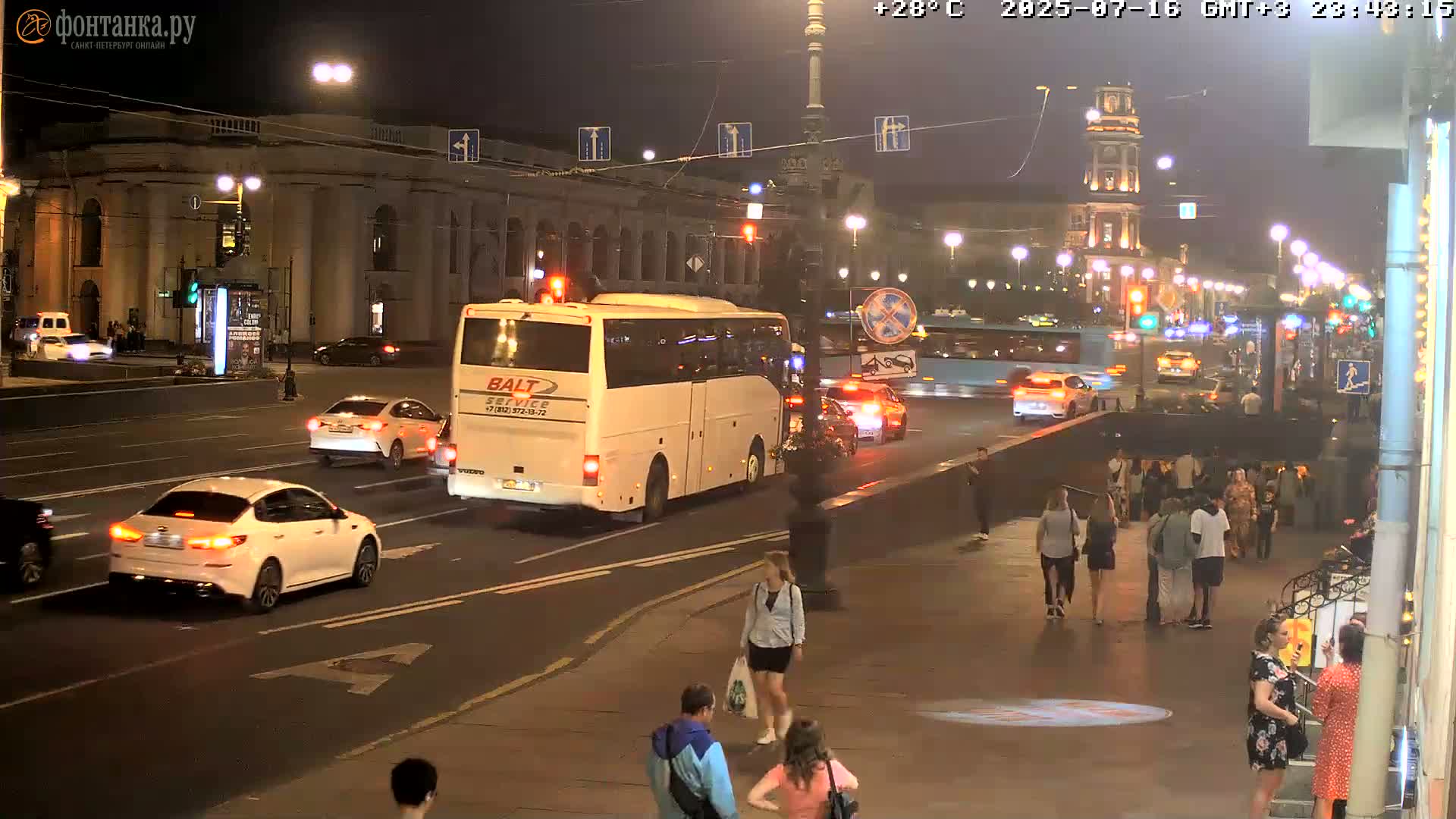 St. Petersburg, Nevskiy Avenue Live Cam - Dvortsovy, Tsentralny, Saint Petersburg, Northwestern (Severo-Zapadnyy), Russia