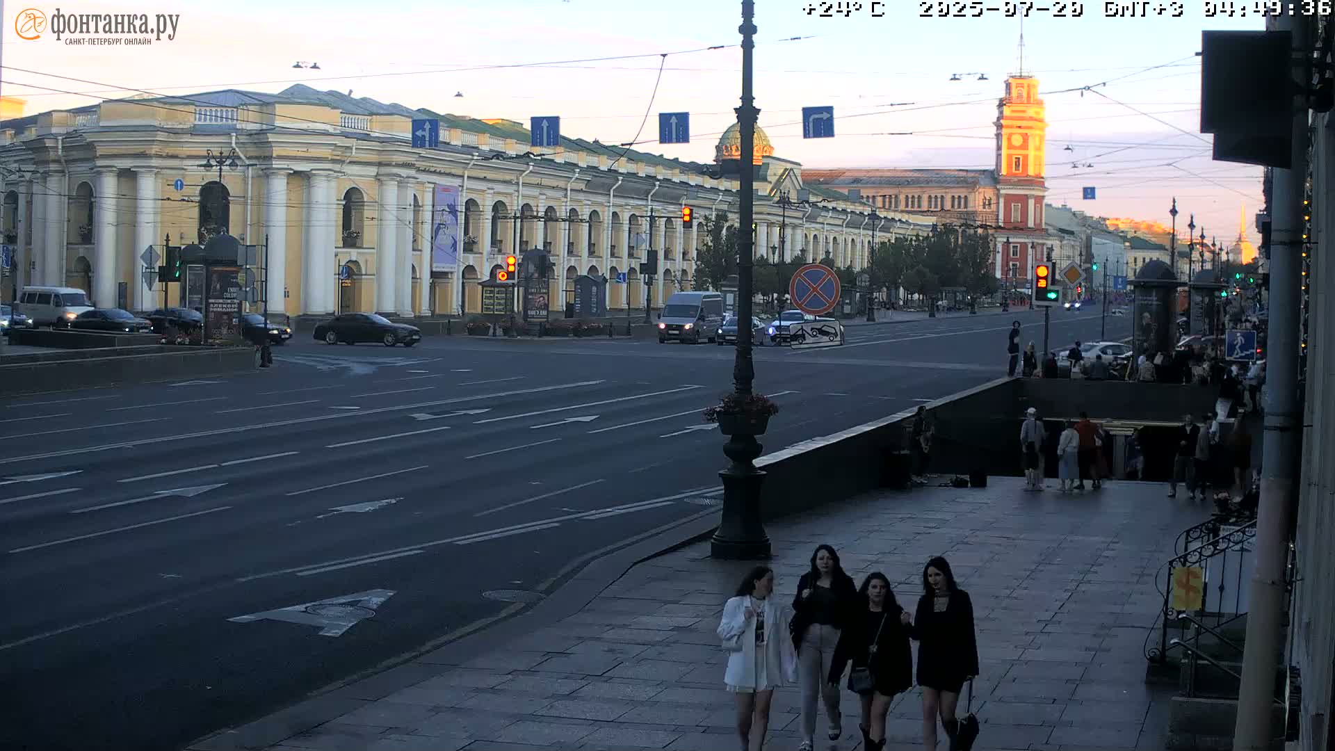 St. Petersburg, Nevskiy Avenue Live Cam - Dvortsovy, Tsentralny, Saint Petersburg, Northwestern (Severo-Zapadnyy), Russia