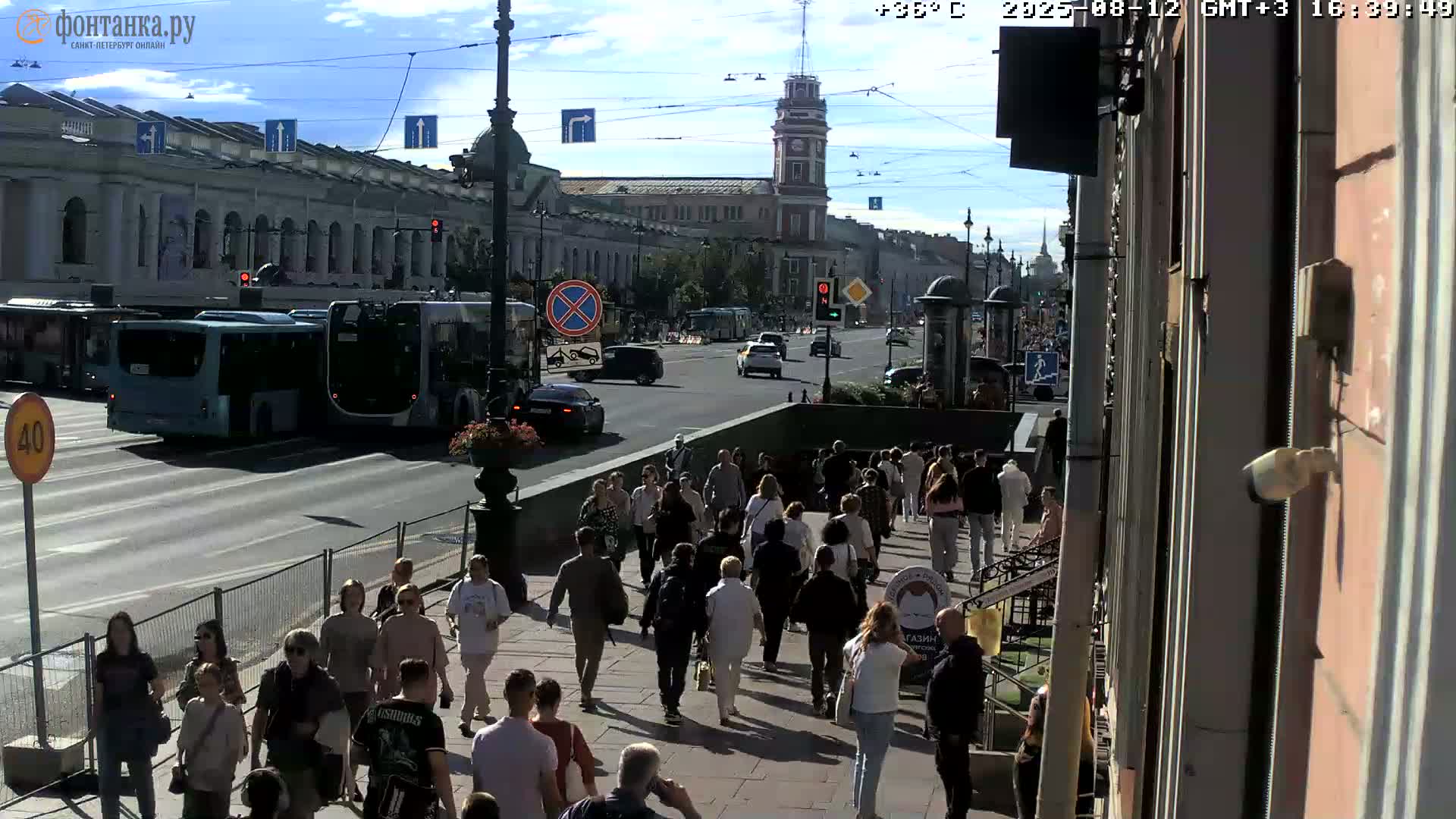 St. Petersburg, Nevskiy Avenue Live Cam - Dvortsovy, Tsentralny, Saint Petersburg, Northwestern (Severo-Zapadnyy), Russia
