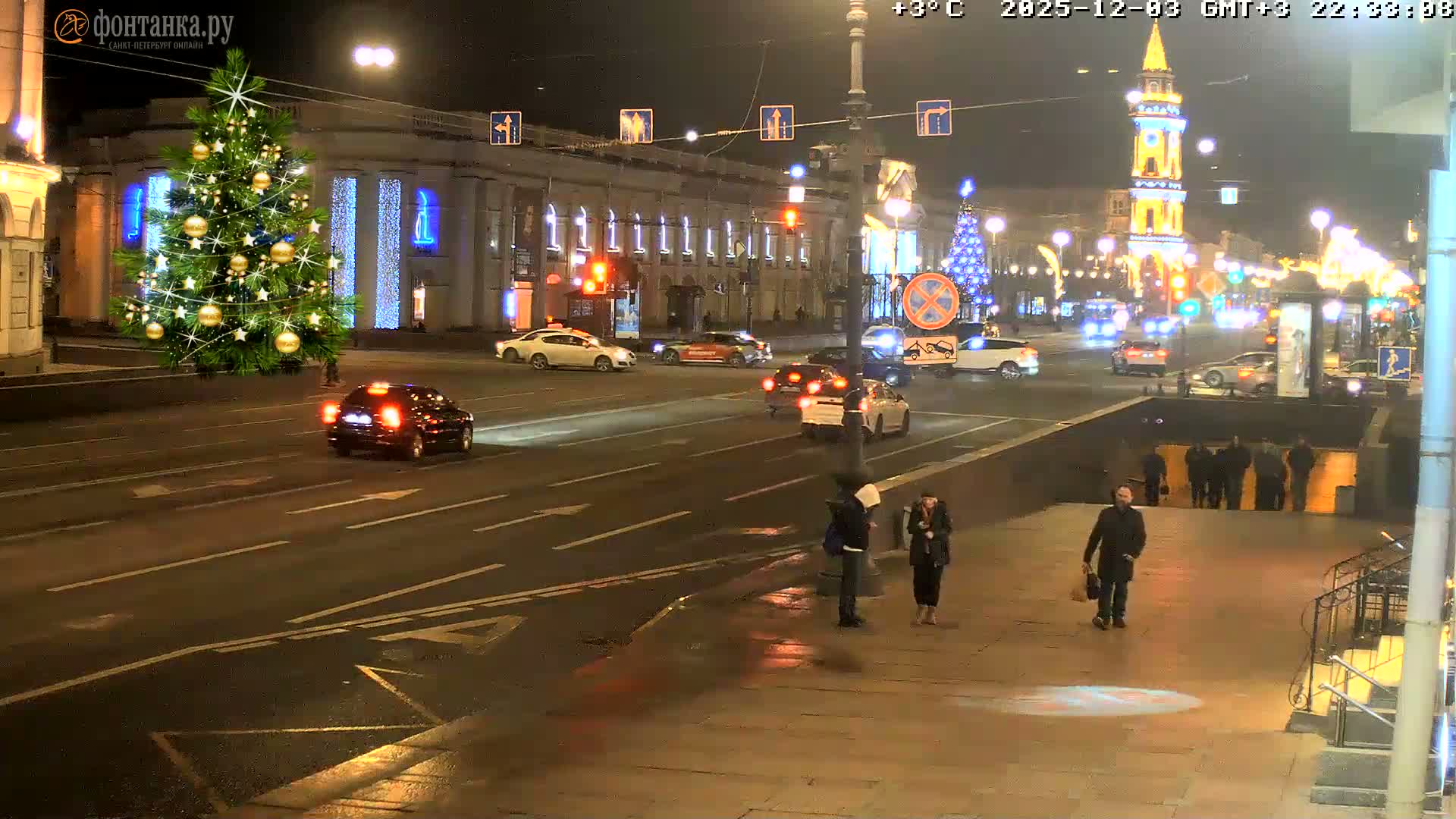 St. Petersburg, Nevskiy Avenue Live Cam - Dvortsovy, Tsentralny, Saint Petersburg, Northwestern (Severo-Zapadnyy), Russia