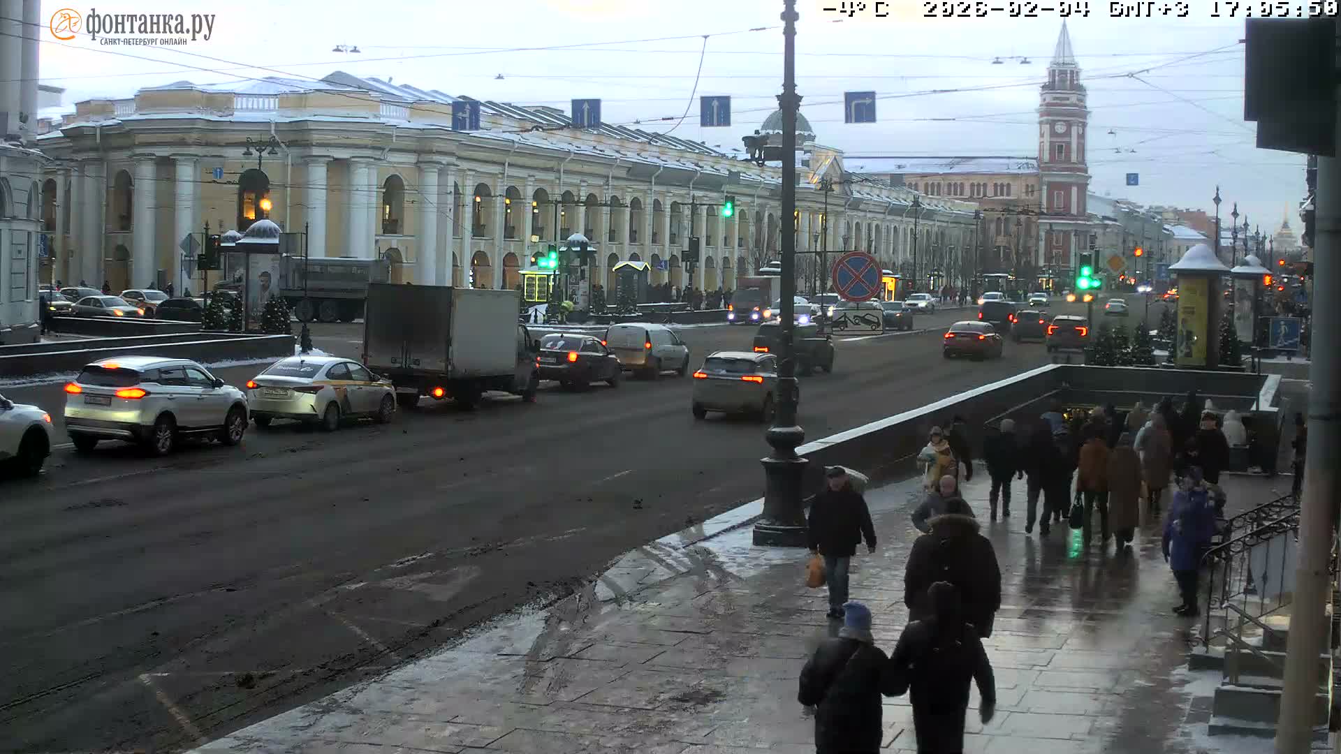 St. Petersburg, Nevskiy Avenue Live Cam - Dvortsovy, Tsentralny, Saint Petersburg, Northwestern (Severo-Zapadnyy), Russia