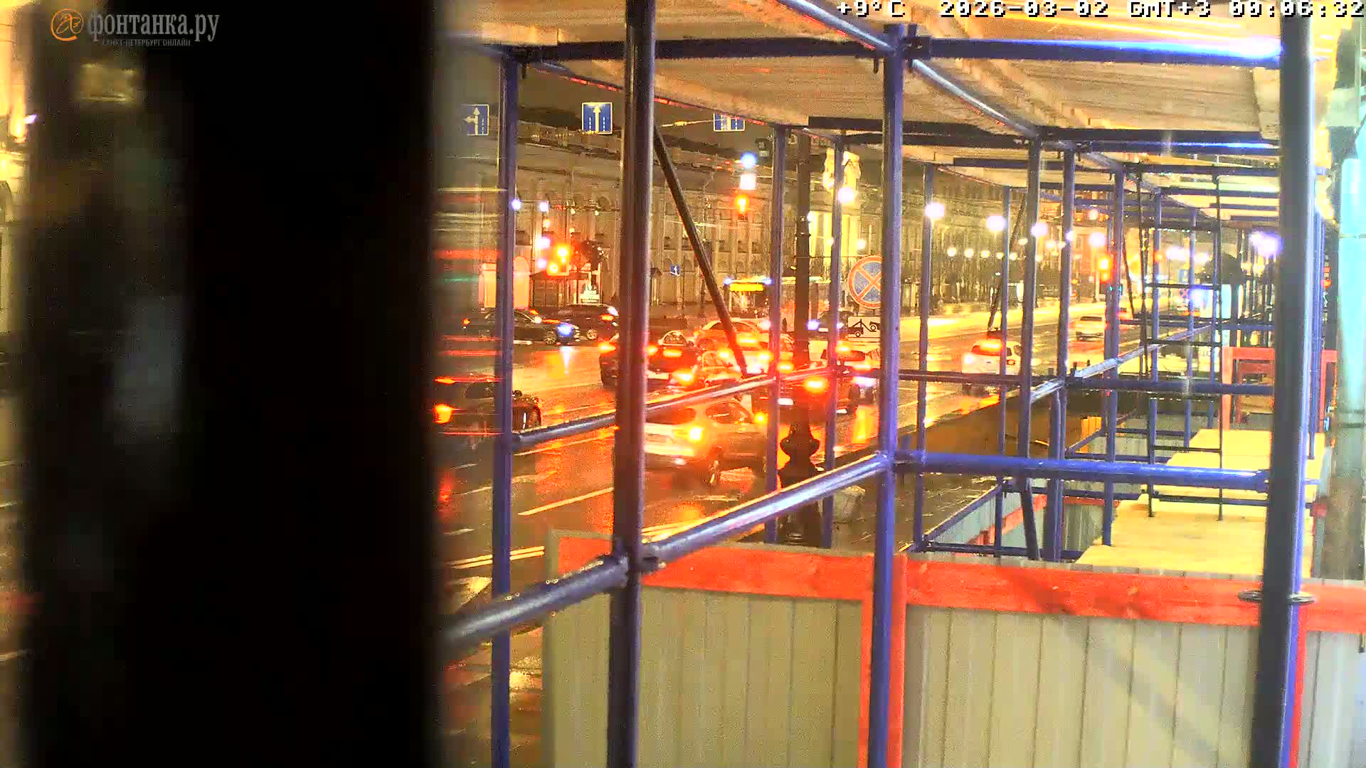 St. Petersburg, Nevskiy Avenue Live Cam - Dvortsovy, Tsentralny, Saint Petersburg, Northwestern (Severo-Zapadnyy), Russia