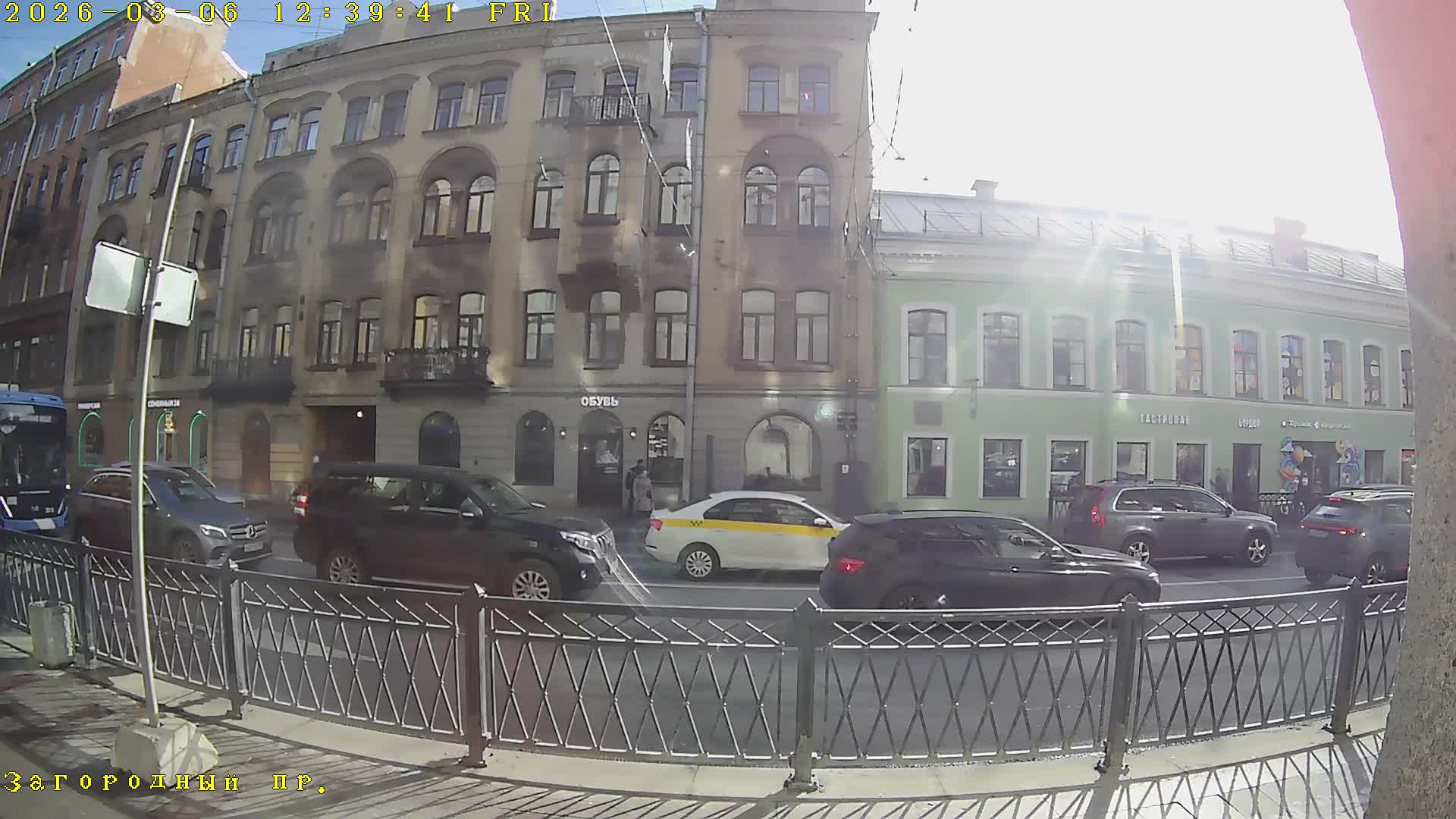 St. Petersburg, Nevskiy Avenue Live Cam - Dvortsovy, Tsentralny, Saint Petersburg, Northwestern (Severo-Zapadnyy), Russia