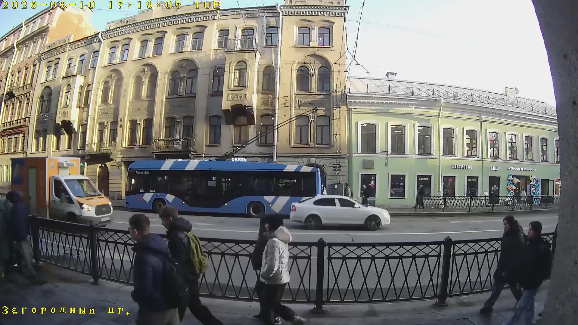 St. Petersburg, Nevskiy Avenue Live Cam - Dvortsovy, Tsentralny, Saint Petersburg, Northwestern (Severo-Zapadnyy), Russia