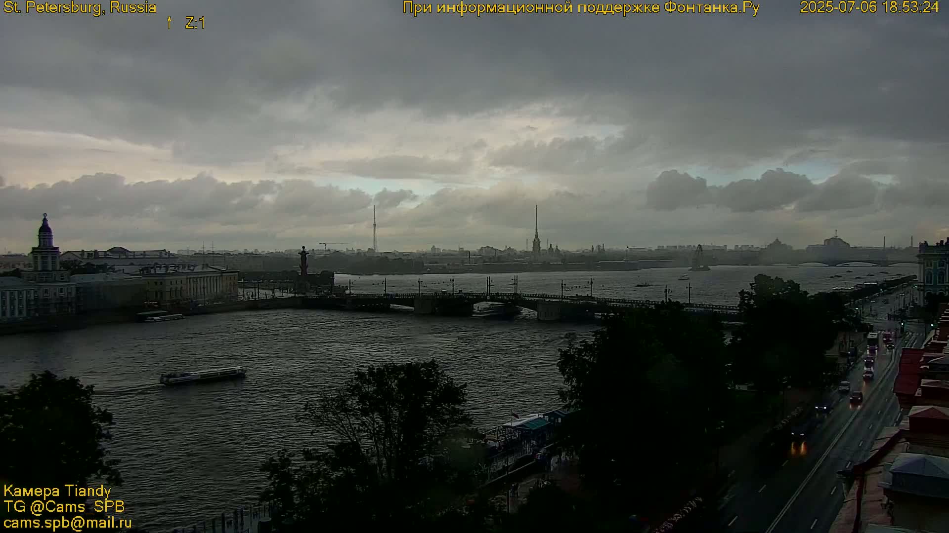 St. Petersburg, Reka Neva River Coasts Panaromic Zoom Skyline Live Cam  - Admiralteysky Okrug, Admiralteysky, Saint Petersburg, Northwestern (Severo-Zapadnyy), Russia