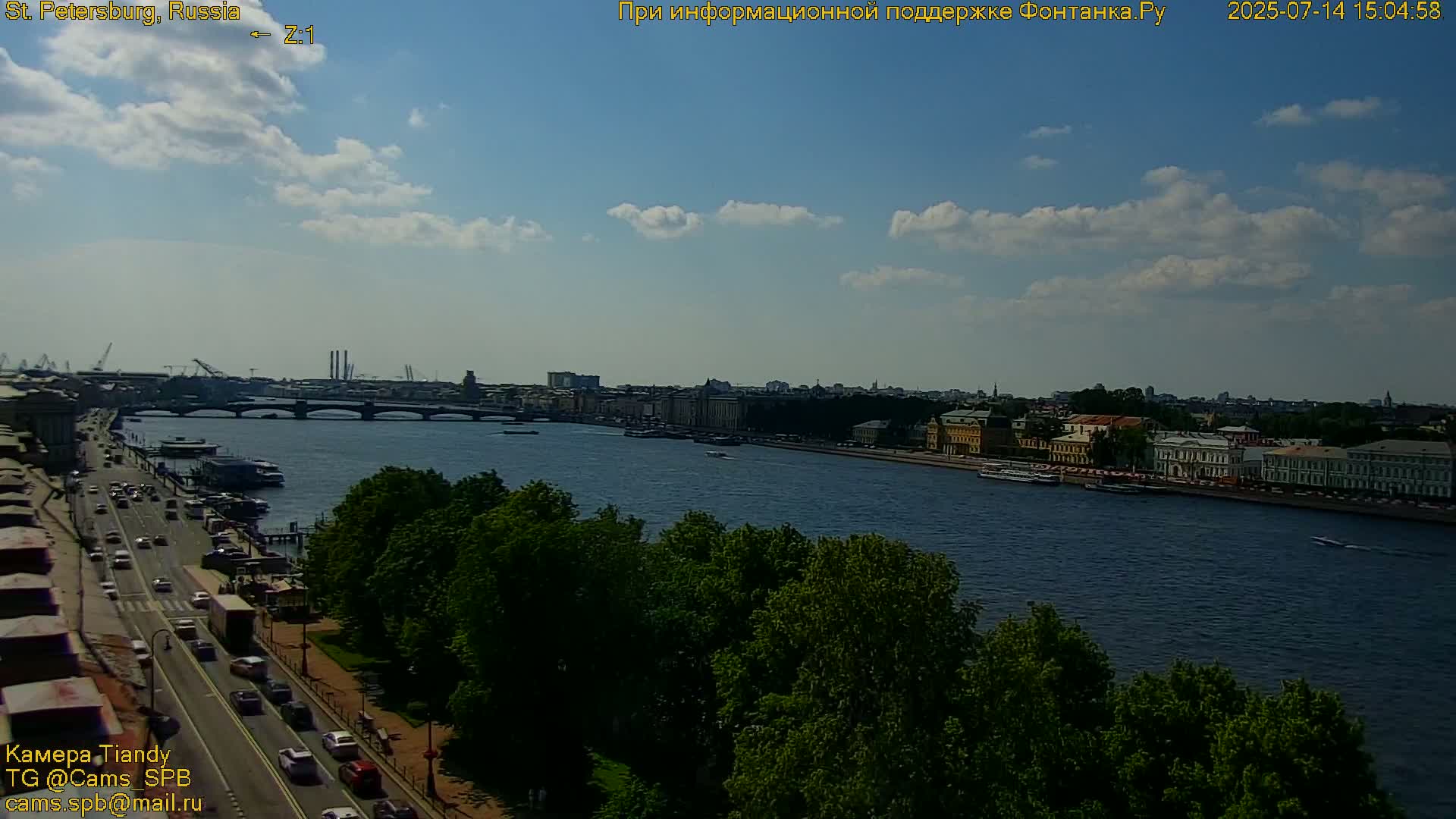 St. Petersburg, Reka Neva River Coasts Panaromic Zoom Skyline Live Cam  - Admiralteysky Okrug, Admiralteysky, Saint Petersburg, Northwestern (Severo-Zapadnyy), Russia