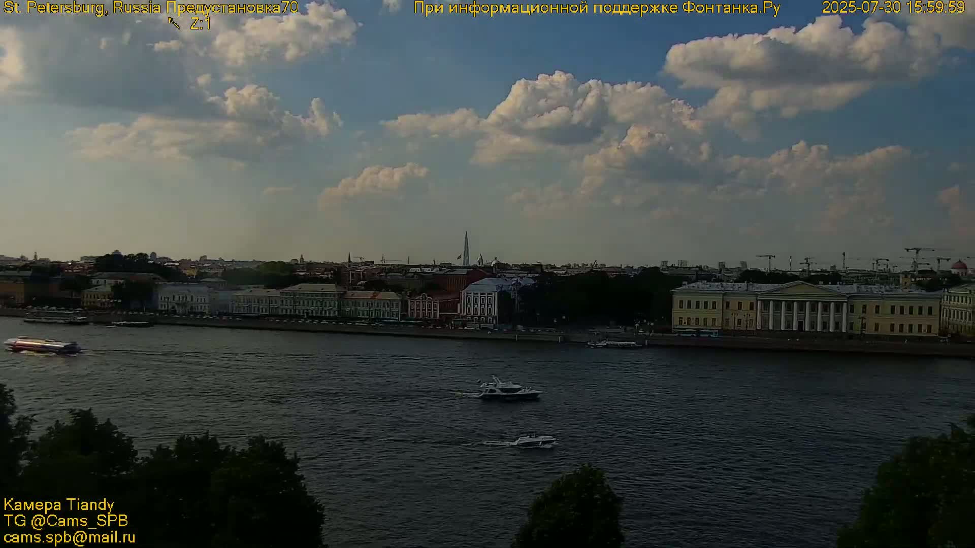 St. Petersburg, Reka Neva River Coasts Panaromic Zoom Skyline Live Cam  - Admiralteysky Okrug, Admiralteysky, Saint Petersburg, Northwestern (Severo-Zapadnyy), Russia