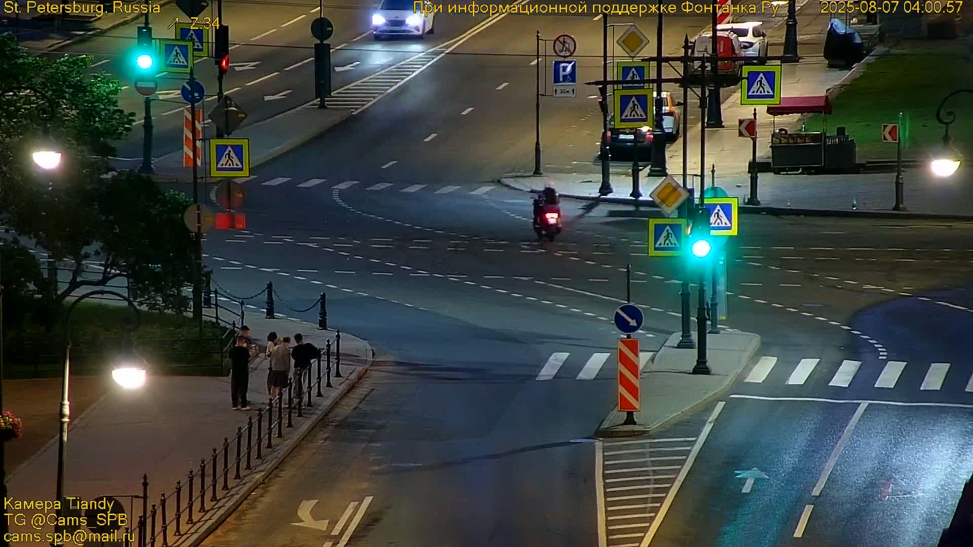 St. Petersburg, Reka Neva River Coasts Panaromic Zoom Skyline Live Cam  - Admiralteysky Okrug, Admiralteysky, Saint Petersburg, Northwestern (Severo-Zapadnyy), Russia