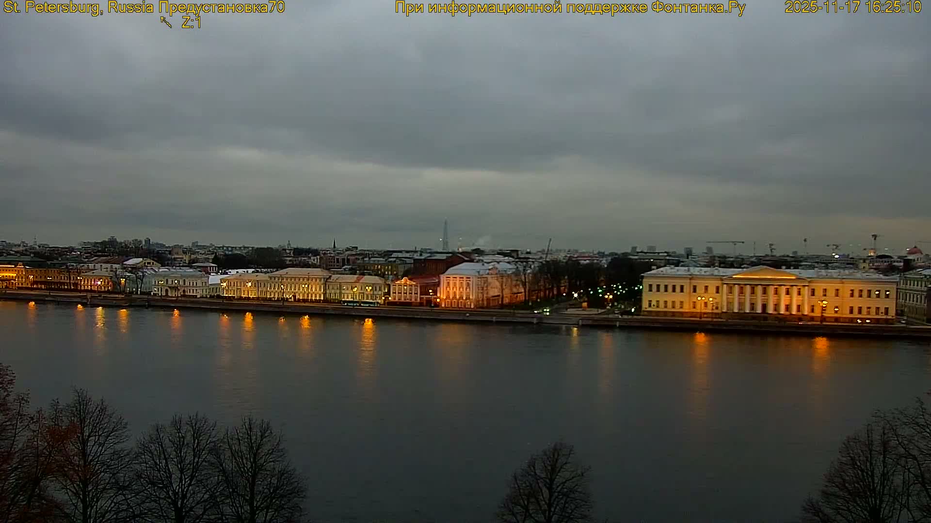St. Petersburg, Reka Neva River Coasts Panaromic Zoom Skyline Live Cam  - Admiralteysky Okrug, Admiralteysky, Saint Petersburg, Northwestern (Severo-Zapadnyy), Russia