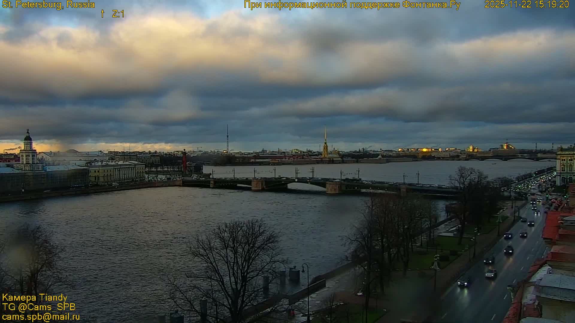 St. Petersburg, Reka Neva River Coasts Panaromic Zoom Skyline Live Cam  - Admiralteysky Okrug, Admiralteysky, Saint Petersburg, Northwestern (Severo-Zapadnyy), Russia