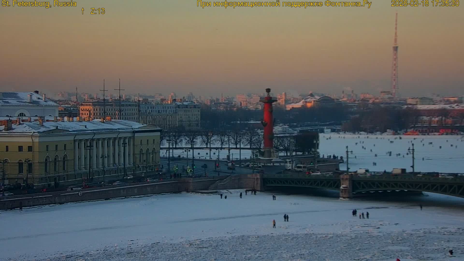 St. Petersburg, Reka Neva River Coasts Panaromic Zoom Skyline Live Cam  - Admiralteysky Okrug, Admiralteysky, Saint Petersburg, Northwestern (Severo-Zapadnyy), Russia