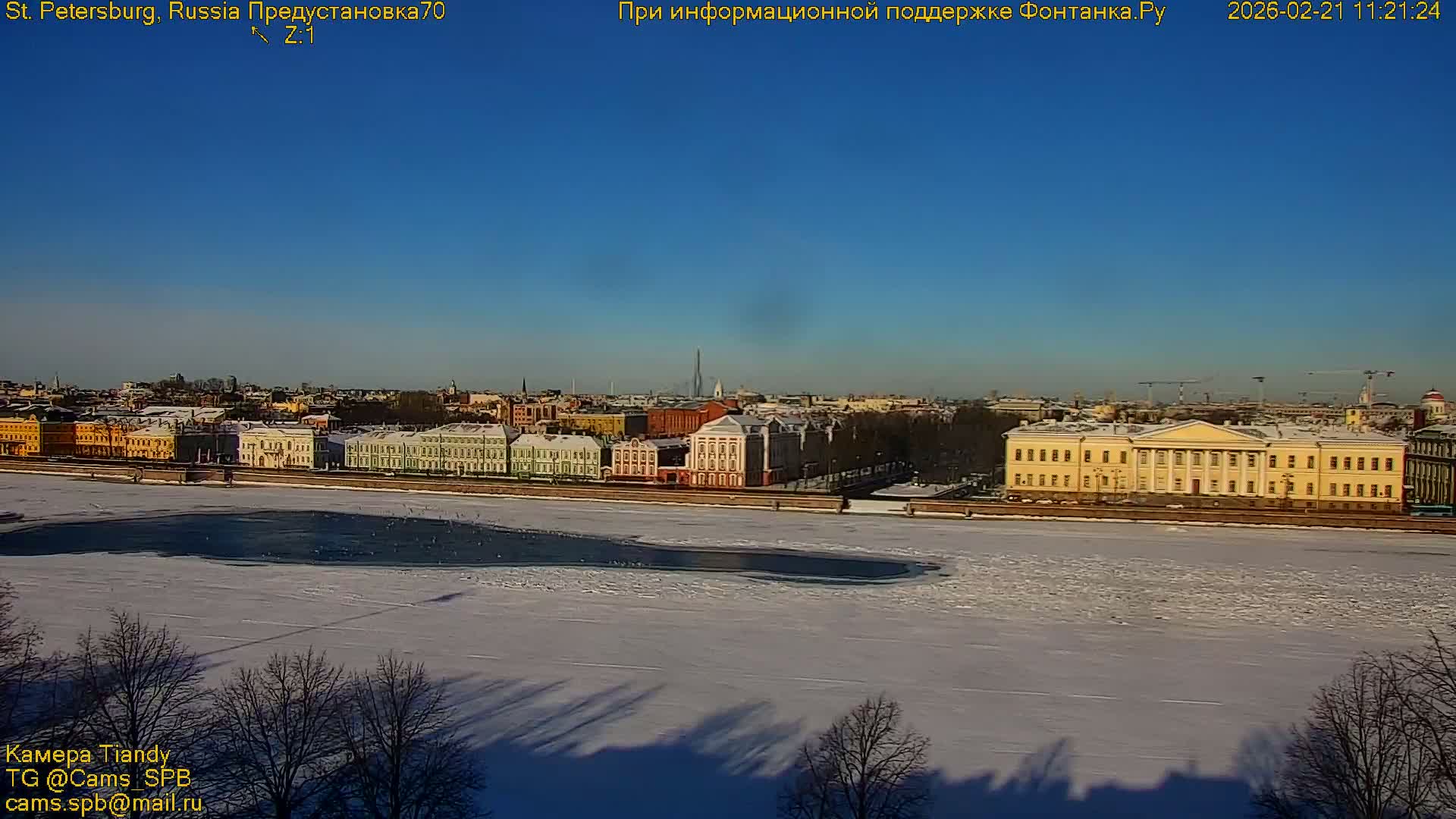 St. Petersburg, Reka Neva River Coasts Panaromic Zoom Skyline Live Cam  - Admiralteysky Okrug, Admiralteysky, Saint Petersburg, Northwestern (Severo-Zapadnyy), Russia