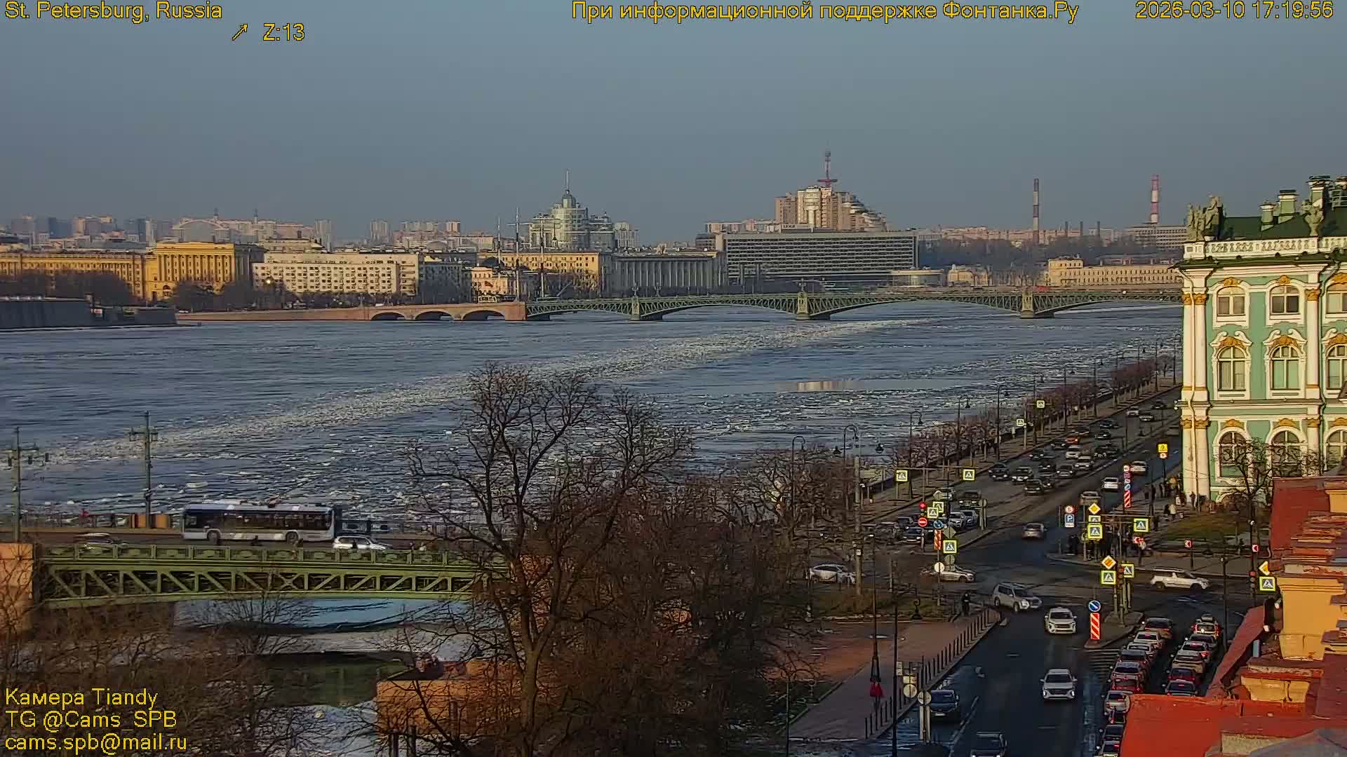 St. Petersburg, Reka Neva River Coasts Panaromic Zoom Skyline Live Cam  - Admiralteysky Okrug, Admiralteysky, Saint Petersburg, Northwestern (Severo-Zapadnyy), Russia
