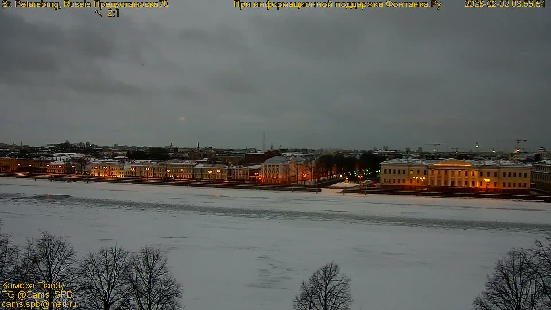 Bronze Horseman (Mednyy Vsadnik) & Saint Isaac Cathedral (Isaakiyevskiy Sobor) from Senate Square  Live Cam - Admiralteysky Okrug, Admiralteysky, Saint Petersburg, Northwestern (Severo-Zapadnyy), Russia 