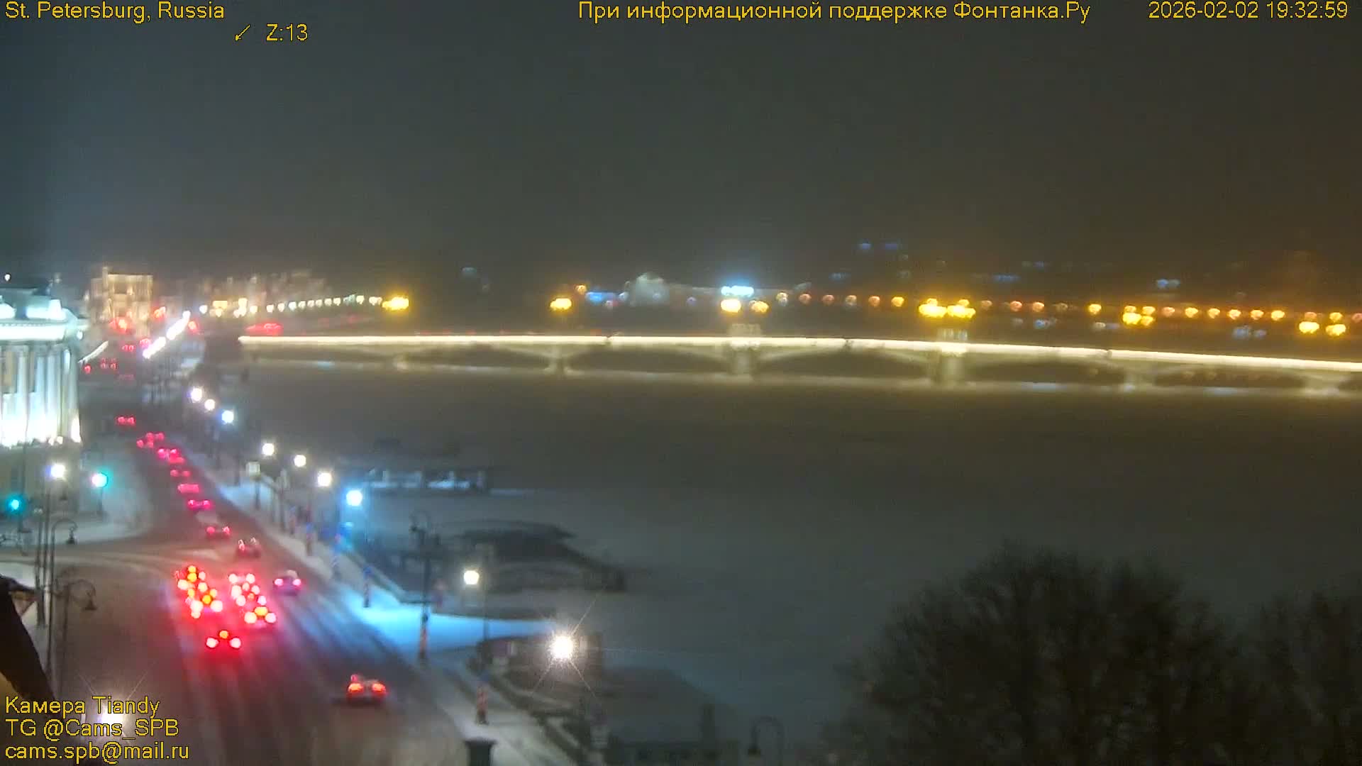 Bronze Horseman (Mednyy Vsadnik) & Saint Isaac Cathedral (Isaakiyevskiy Sobor) from Senate Square  Live Cam - Admiralteysky Okrug, Admiralteysky, Saint Petersburg, Northwestern (Severo-Zapadnyy), Russia 