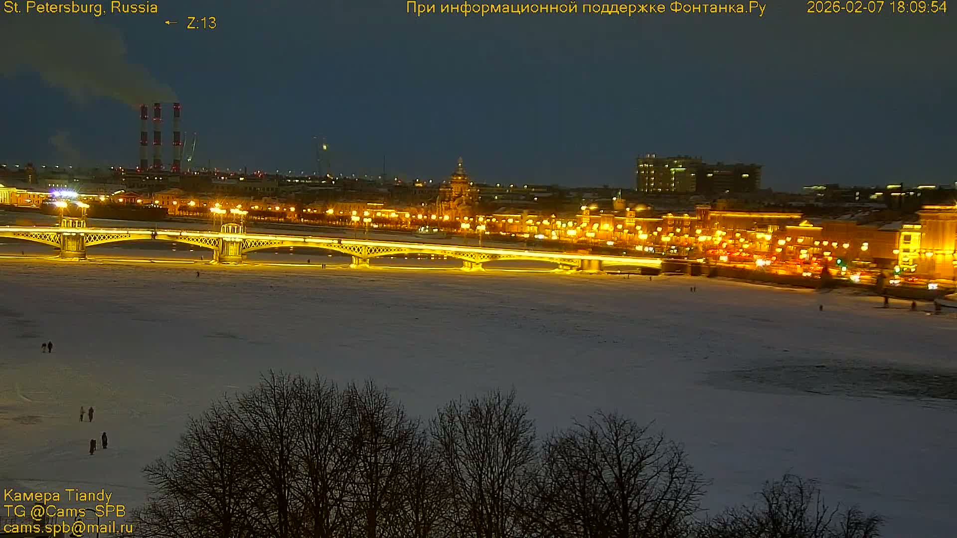 Bronze Horseman (Mednyy Vsadnik) & Saint Isaac Cathedral (Isaakiyevskiy Sobor) from Senate Square  Live Cam - Admiralteysky Okrug, Admiralteysky, Saint Petersburg, Northwestern (Severo-Zapadnyy), Russia 