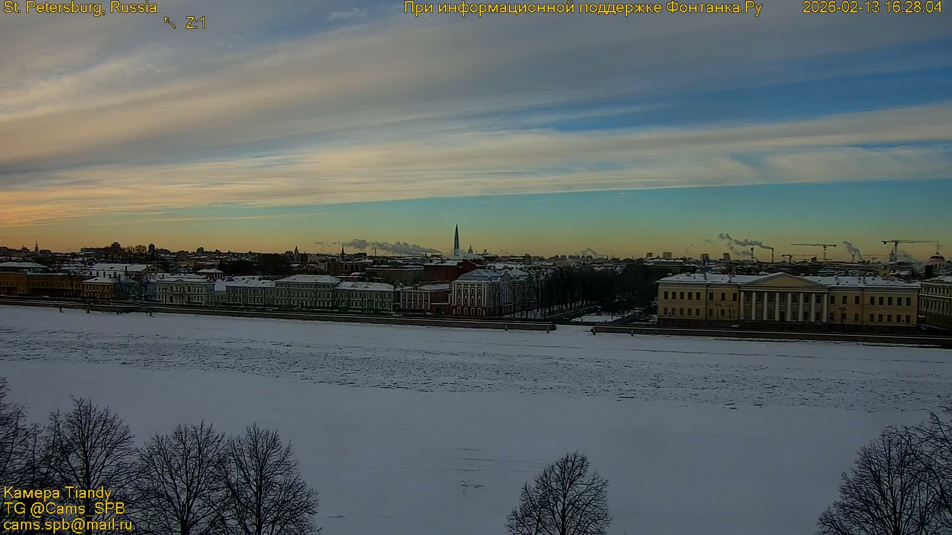 Bronze Horseman (Mednyy Vsadnik) & Saint Isaac Cathedral (Isaakiyevskiy Sobor) from Senate Square  Live Cam - Admiralteysky Okrug, Admiralteysky, Saint Petersburg, Northwestern (Severo-Zapadnyy), Russia 