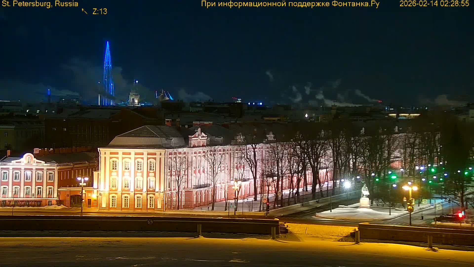 Bronze Horseman (Mednyy Vsadnik) & Saint Isaac Cathedral (Isaakiyevskiy Sobor) from Senate Square  Live Cam - Admiralteysky Okrug, Admiralteysky, Saint Petersburg, Northwestern (Severo-Zapadnyy), Russia 