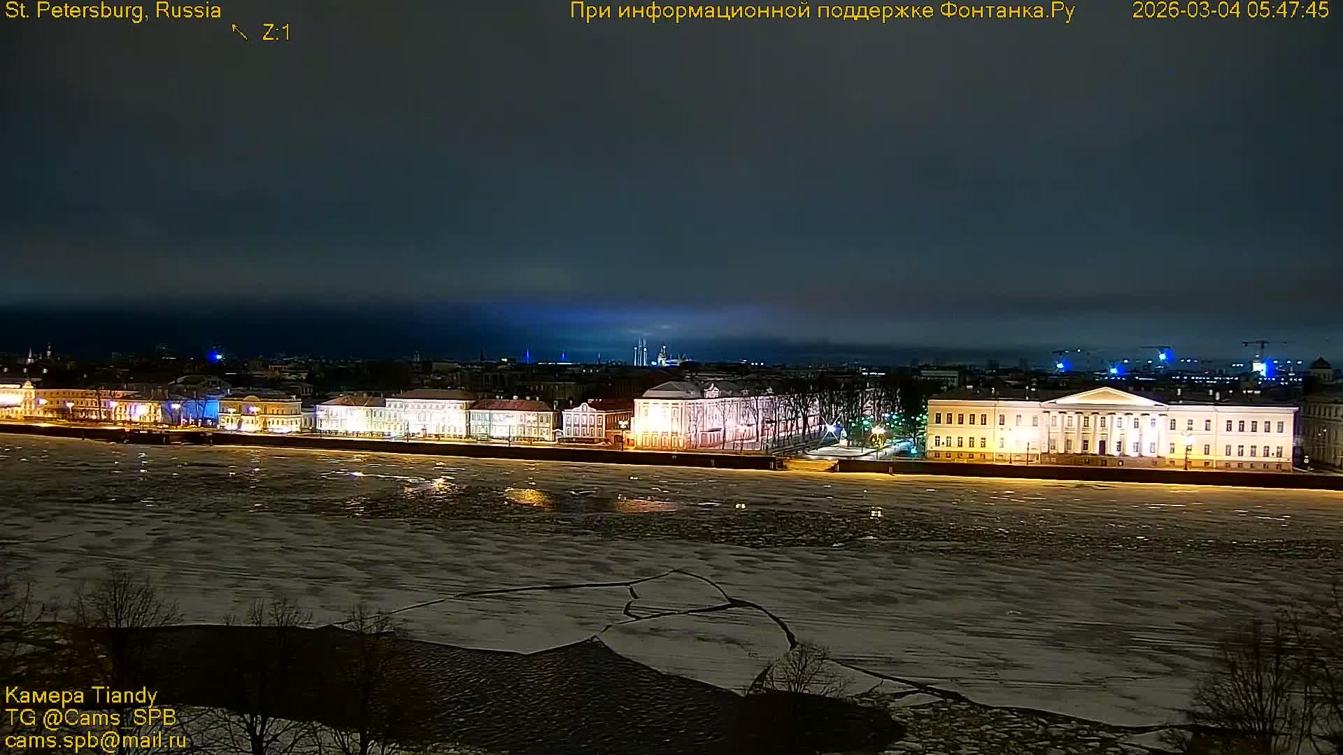 Bronze Horseman (Mednyy Vsadnik) & Saint Isaac Cathedral (Isaakiyevskiy Sobor) from Senate Square  Live Cam - Admiralteysky Okrug, Admiralteysky, Saint Petersburg, Northwestern (Severo-Zapadnyy), Russia 