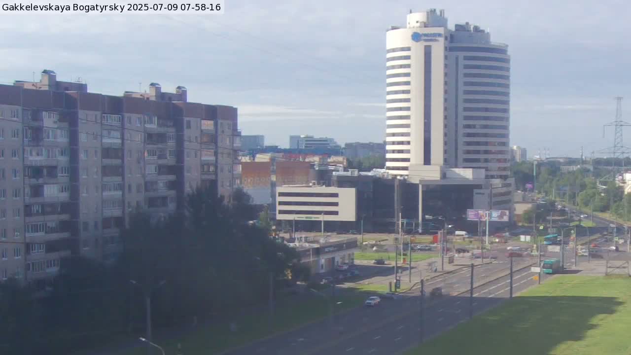 Gakkelevskaya Street / Bogatyrsky Avenue Junction Live Cam - Yuntolovo, Primorsky, Saint Petersburg, Northwestern (Severo-Zapadnyy), Russia