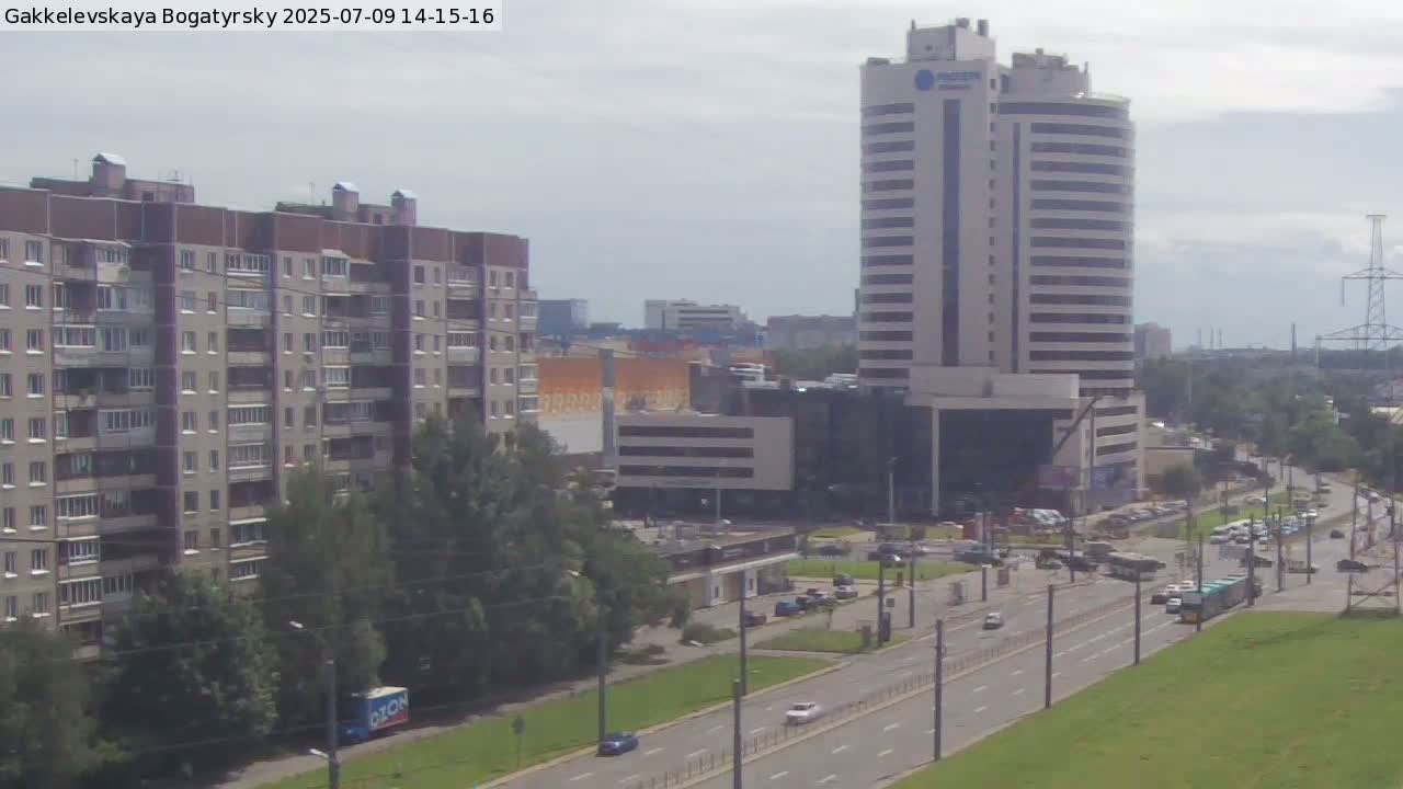 Gakkelevskaya Street / Bogatyrsky Avenue Junction Live Cam - Yuntolovo, Primorsky, Saint Petersburg, Northwestern (Severo-Zapadnyy), Russia