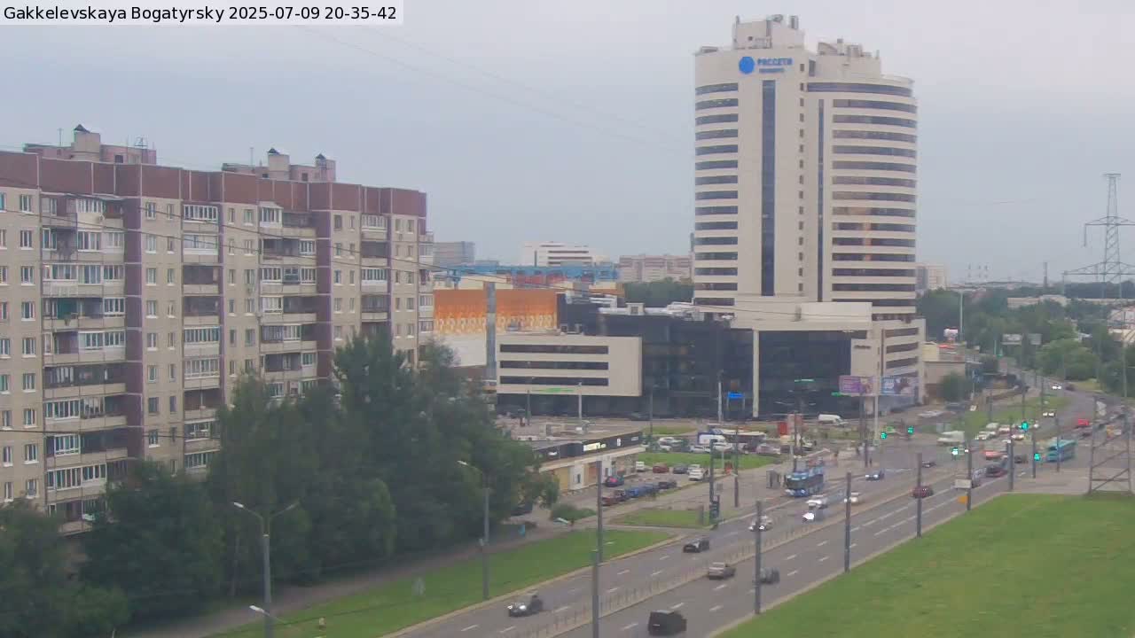 Gakkelevskaya Street / Bogatyrsky Avenue Junction Live Cam - Yuntolovo, Primorsky, Saint Petersburg, Northwestern (Severo-Zapadnyy), Russia