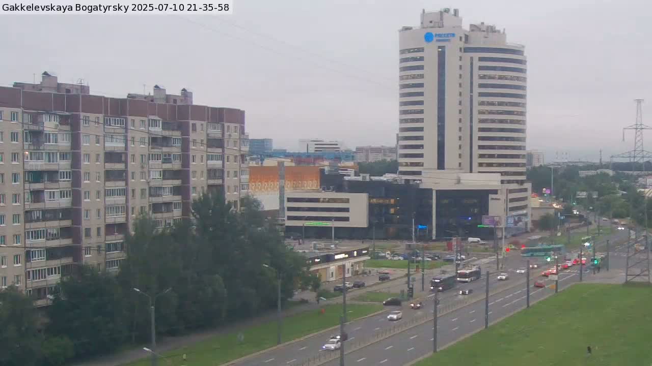 Gakkelevskaya Street / Bogatyrsky Avenue Junction Live Cam - Yuntolovo, Primorsky, Saint Petersburg, Northwestern (Severo-Zapadnyy), Russia
