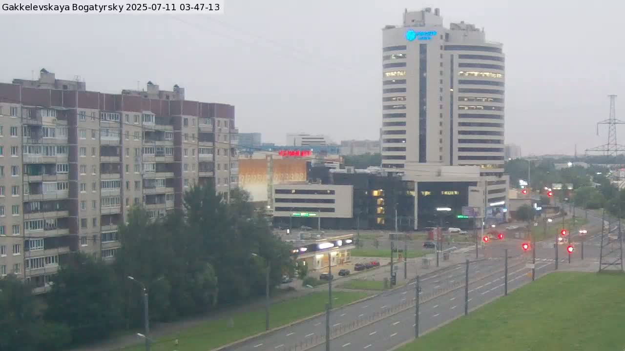 Gakkelevskaya Street / Bogatyrsky Avenue Junction Live Cam - Yuntolovo, Primorsky, Saint Petersburg, Northwestern (Severo-Zapadnyy), Russia