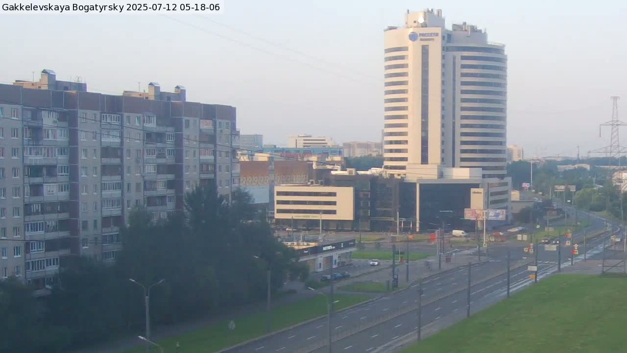 Gakkelevskaya Street / Bogatyrsky Avenue Junction Live Cam - Yuntolovo, Primorsky, Saint Petersburg, Northwestern (Severo-Zapadnyy), Russia