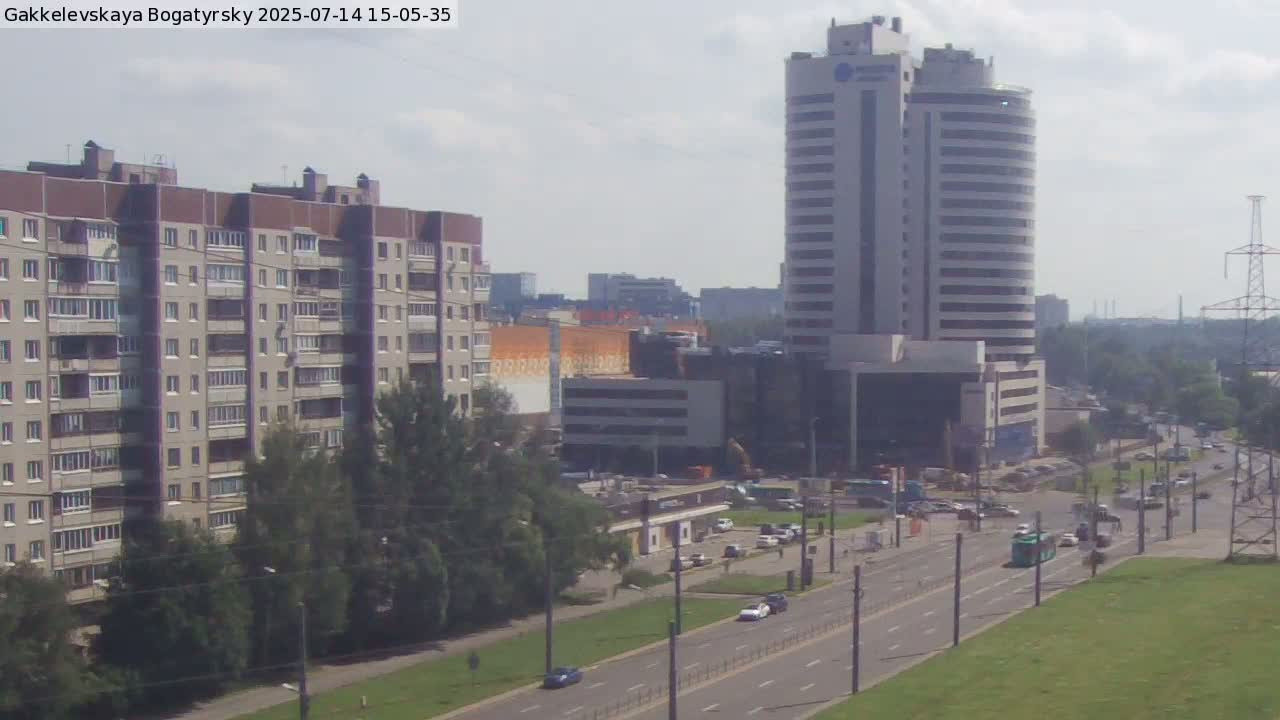 Gakkelevskaya Street / Bogatyrsky Avenue Junction Live Cam - Yuntolovo, Primorsky, Saint Petersburg, Northwestern (Severo-Zapadnyy), Russia