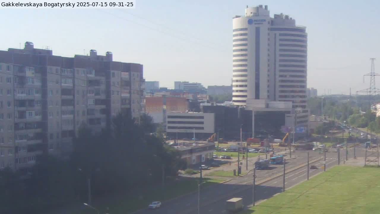 Gakkelevskaya Street / Bogatyrsky Avenue Junction Live Cam - Yuntolovo, Primorsky, Saint Petersburg, Northwestern (Severo-Zapadnyy), Russia