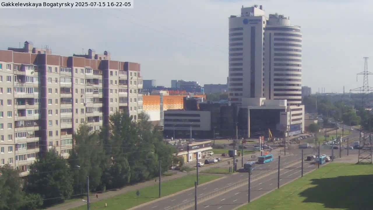 Gakkelevskaya Street / Bogatyrsky Avenue Junction Live Cam - Yuntolovo, Primorsky, Saint Petersburg, Northwestern (Severo-Zapadnyy), Russia