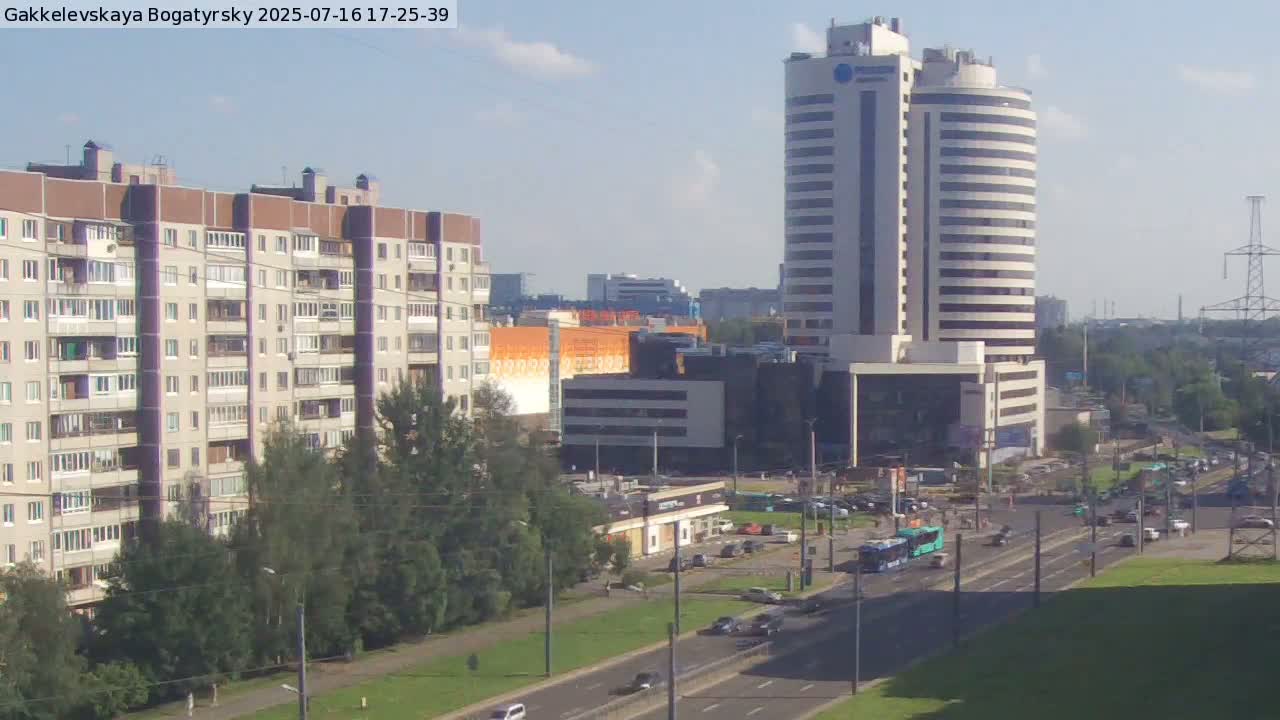 Gakkelevskaya Street / Bogatyrsky Avenue Junction Live Cam - Yuntolovo, Primorsky, Saint Petersburg, Northwestern (Severo-Zapadnyy), Russia