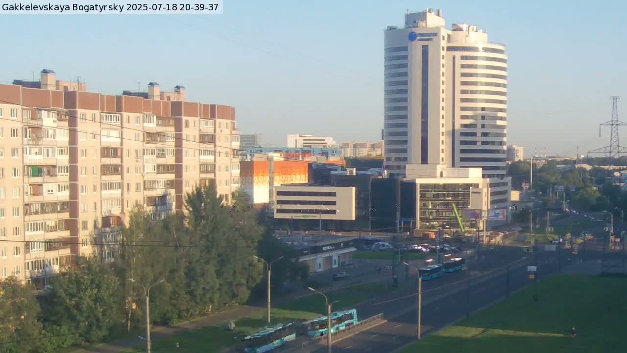 Gakkelevskaya Street / Bogatyrsky Avenue Junction Live Cam - Yuntolovo, Primorsky, Saint Petersburg, Northwestern (Severo-Zapadnyy), Russia