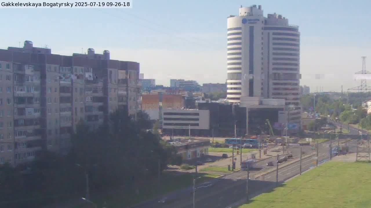 Gakkelevskaya Street / Bogatyrsky Avenue Junction Live Cam - Yuntolovo, Primorsky, Saint Petersburg, Northwestern (Severo-Zapadnyy), Russia