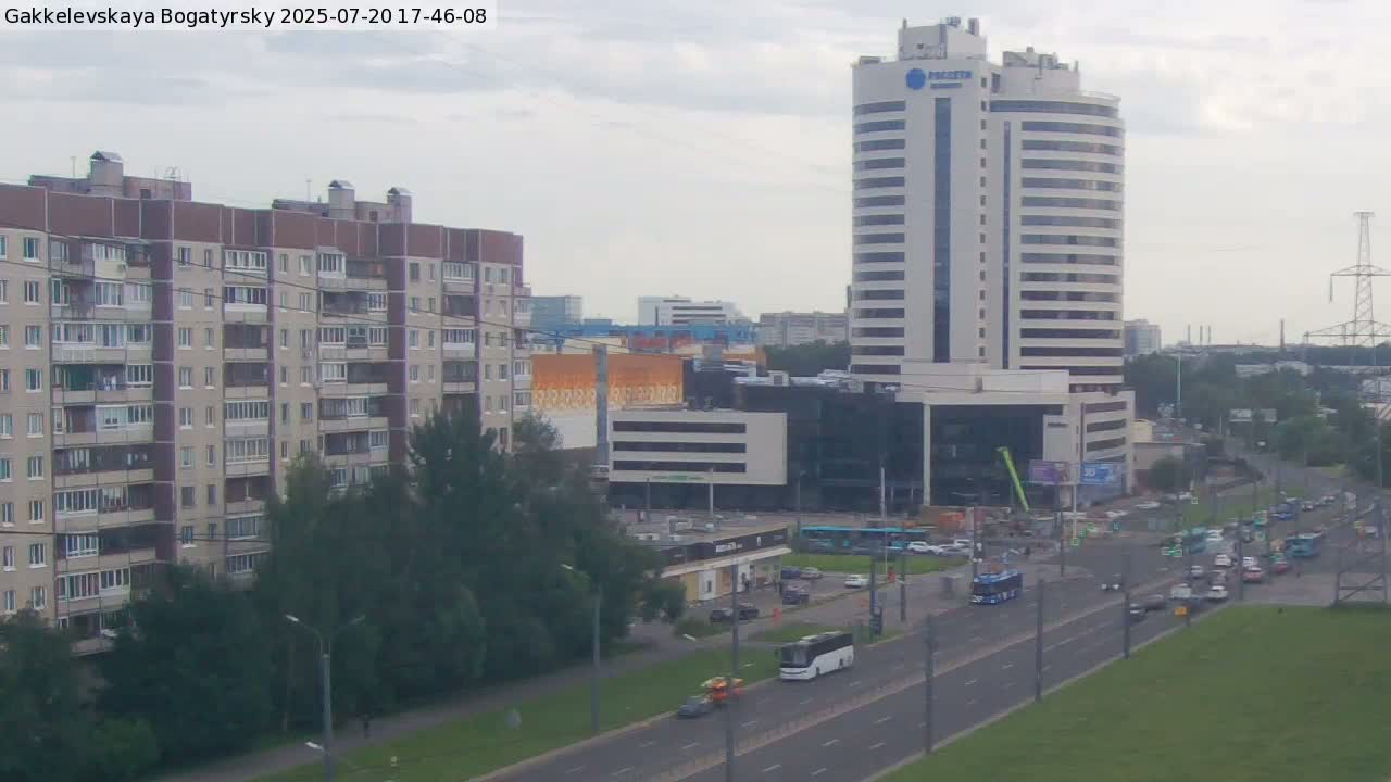 Gakkelevskaya Street / Bogatyrsky Avenue Junction Live Cam - Yuntolovo, Primorsky, Saint Petersburg, Northwestern (Severo-Zapadnyy), Russia