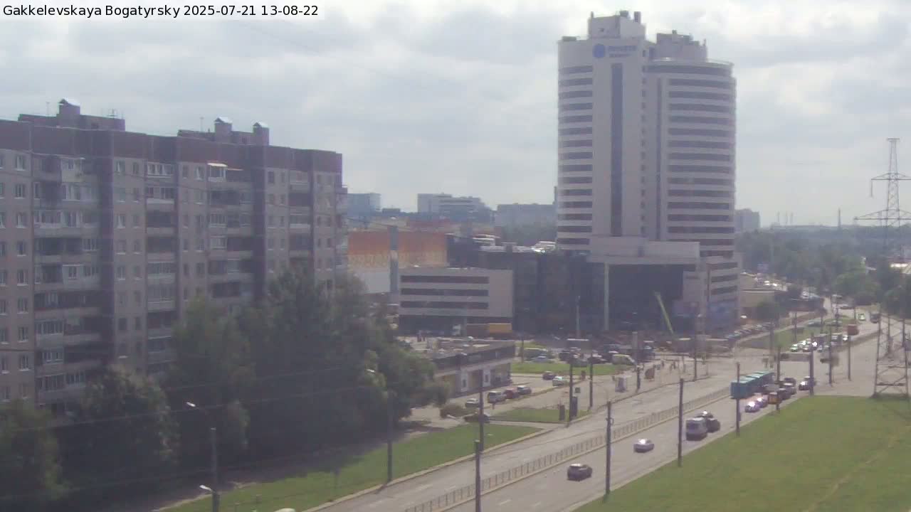 Gakkelevskaya Street / Bogatyrsky Avenue Junction Live Cam - Yuntolovo, Primorsky, Saint Petersburg, Northwestern (Severo-Zapadnyy), Russia