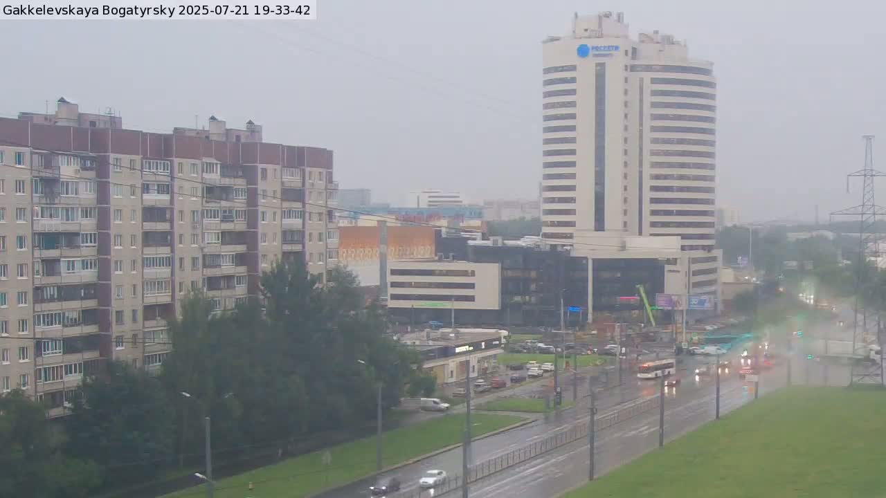 Gakkelevskaya Street / Bogatyrsky Avenue Junction Live Cam - Yuntolovo, Primorsky, Saint Petersburg, Northwestern (Severo-Zapadnyy), Russia